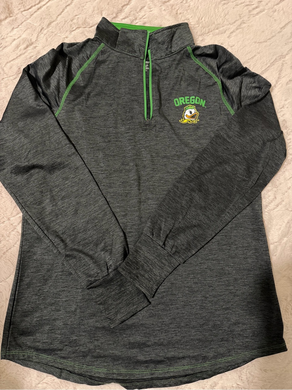 Colosseum Dark Gray Heather Oregon Ducks Quarter-Zip Pullover with Green Trim